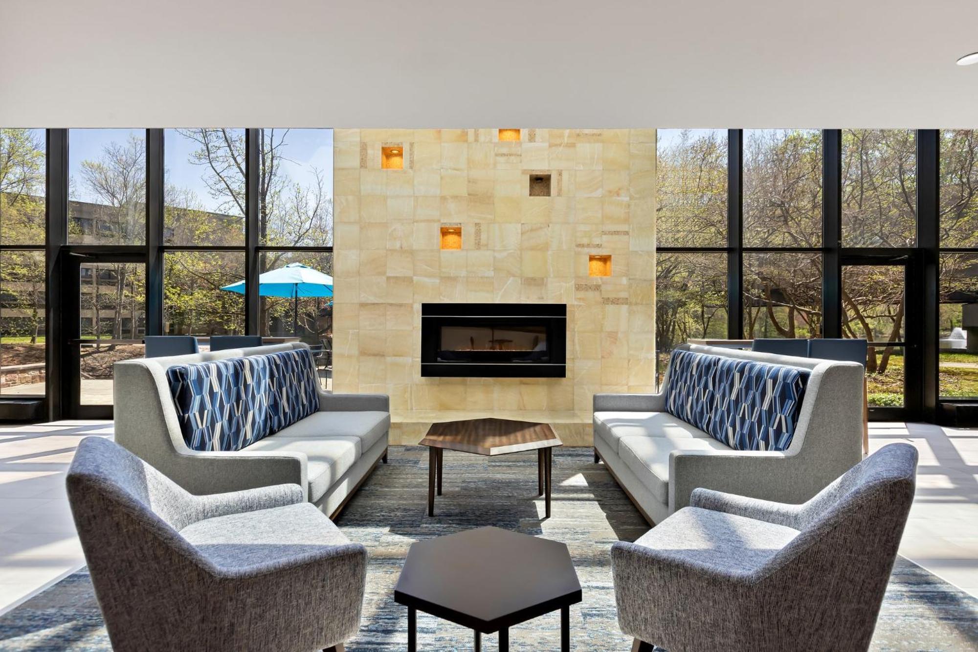 Holiday Inn Express Princeton Southeast By Ihg Plainsboro Exterior foto
