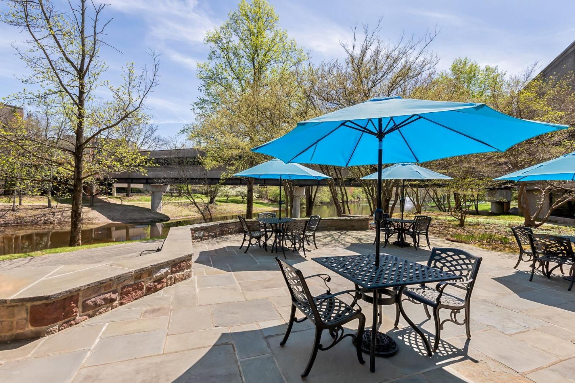 Holiday Inn Express Princeton Southeast By Ihg Plainsboro Exterior foto